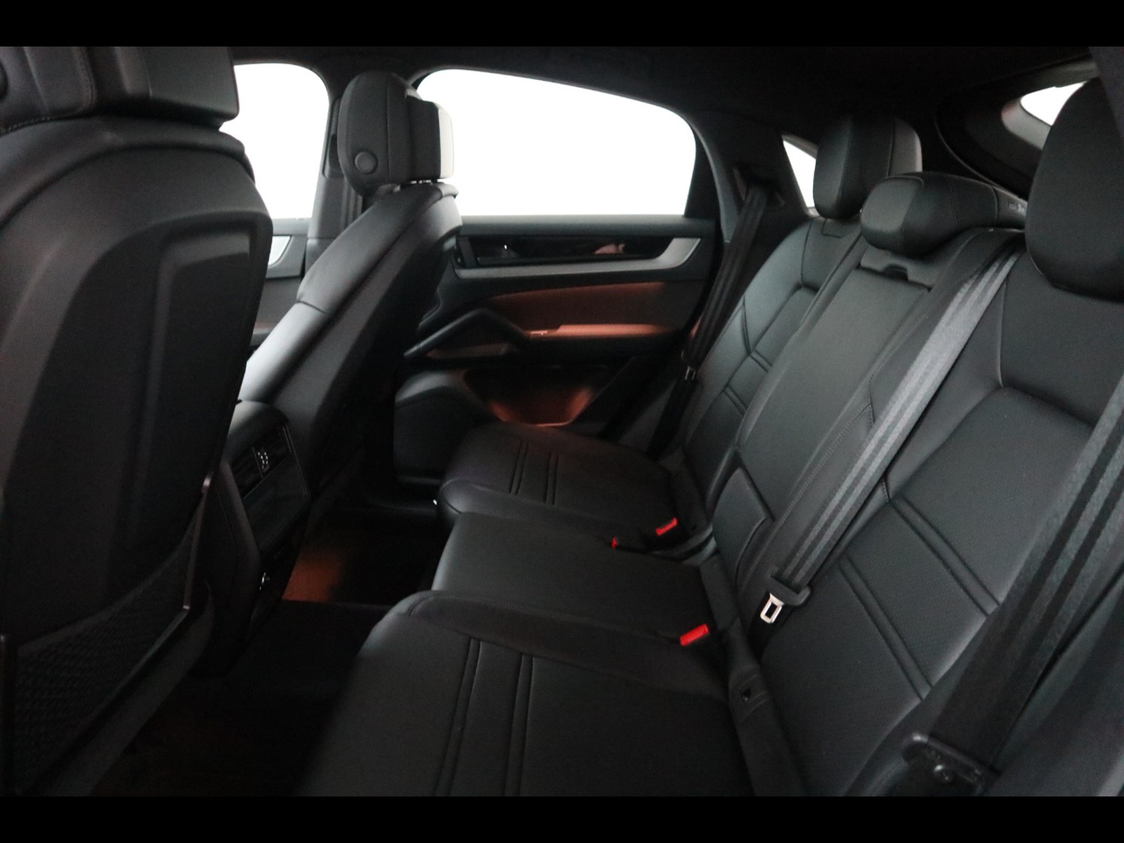 8 - Porsche Cayenne coupe 3.0 v6 tiptronic 5p.ti