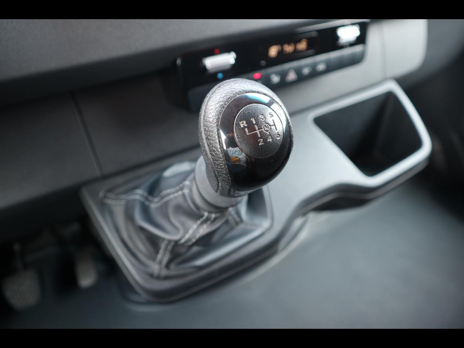 9 - Mercedes Vans Sprinter 314 2.1 cdi t 39/35 fwd my20