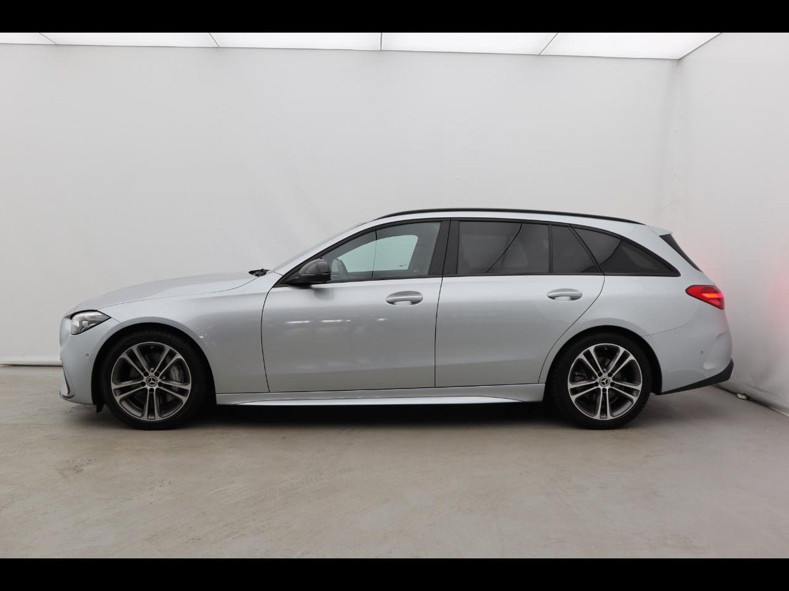 3 - Mercedes Classe C station wagon 200 d mild hybrid amg line advanced 9g-tronic