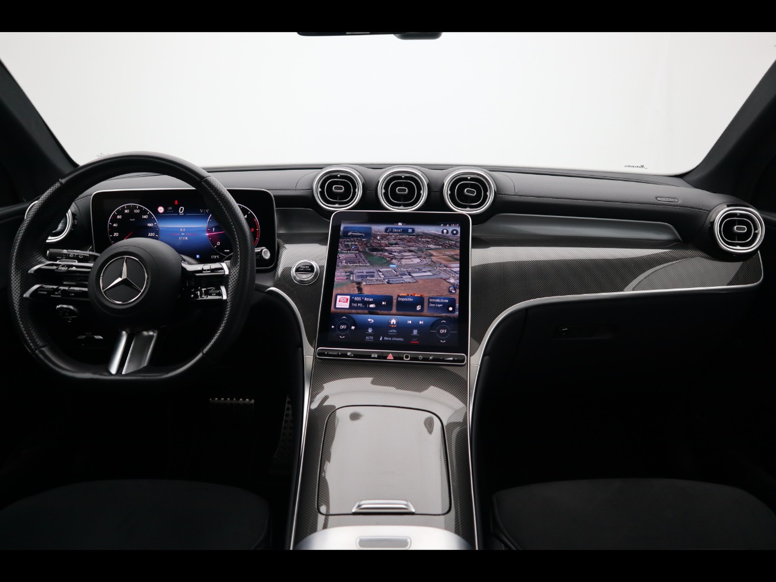 14 - Mercedes GLC suv 220 d amg advanced 4matic 9g-tronic