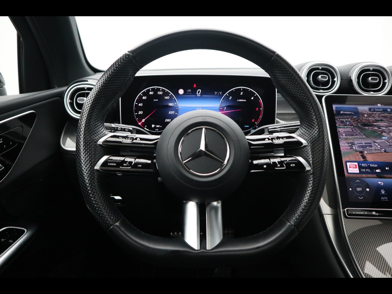 17 - Mercedes GLC suv 220 d amg advanced 4matic 9g-tronic