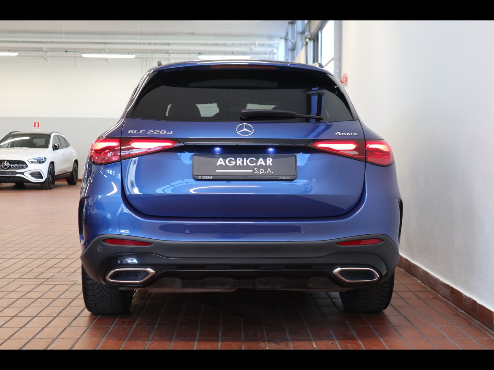 6 - Mercedes GLC suv 220 d amg premium plus 4matic 9g-tronic