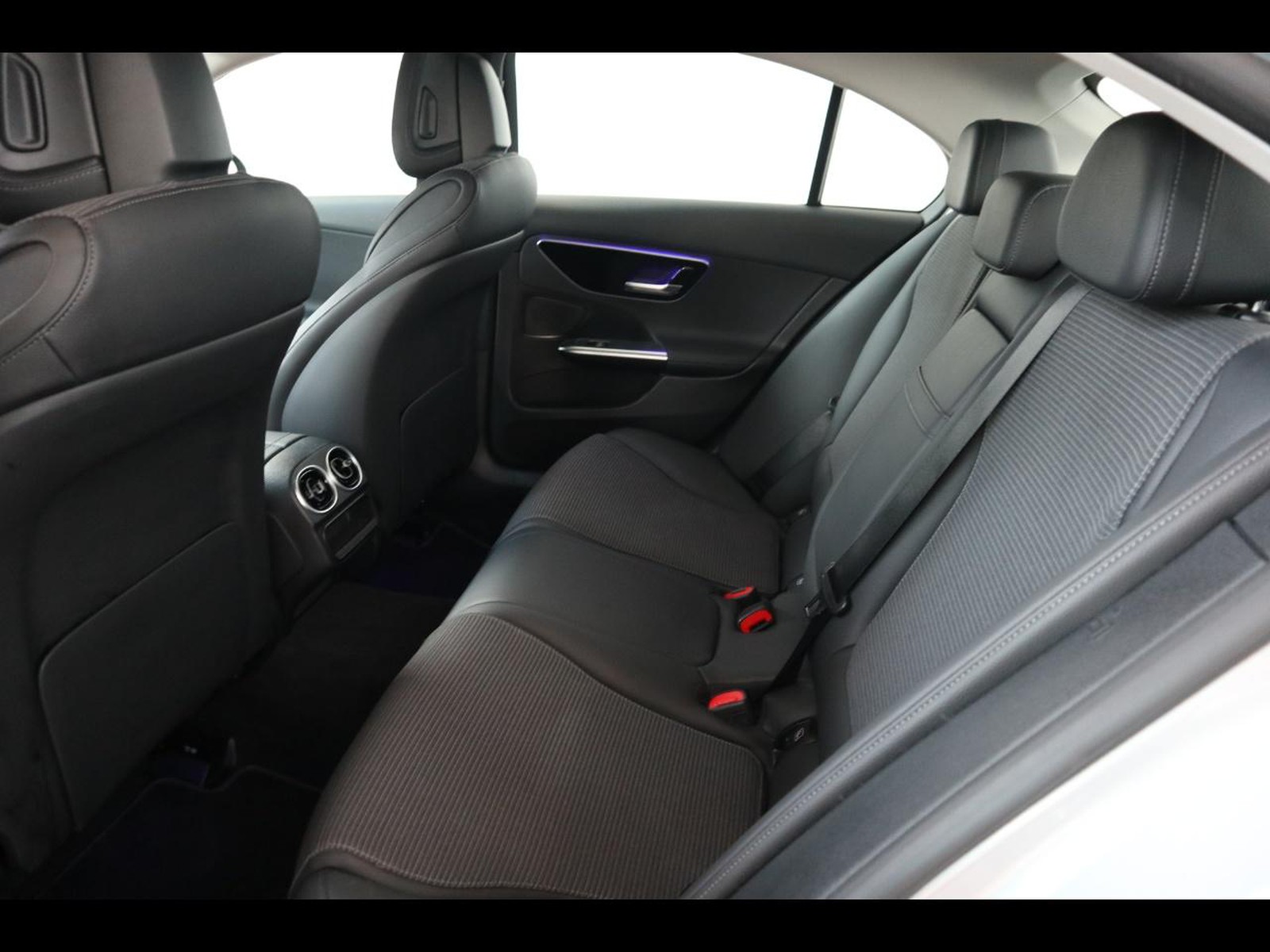 8 - Mercedes Classe C berlina 200 d mild hybrid advanced 9g-tronic