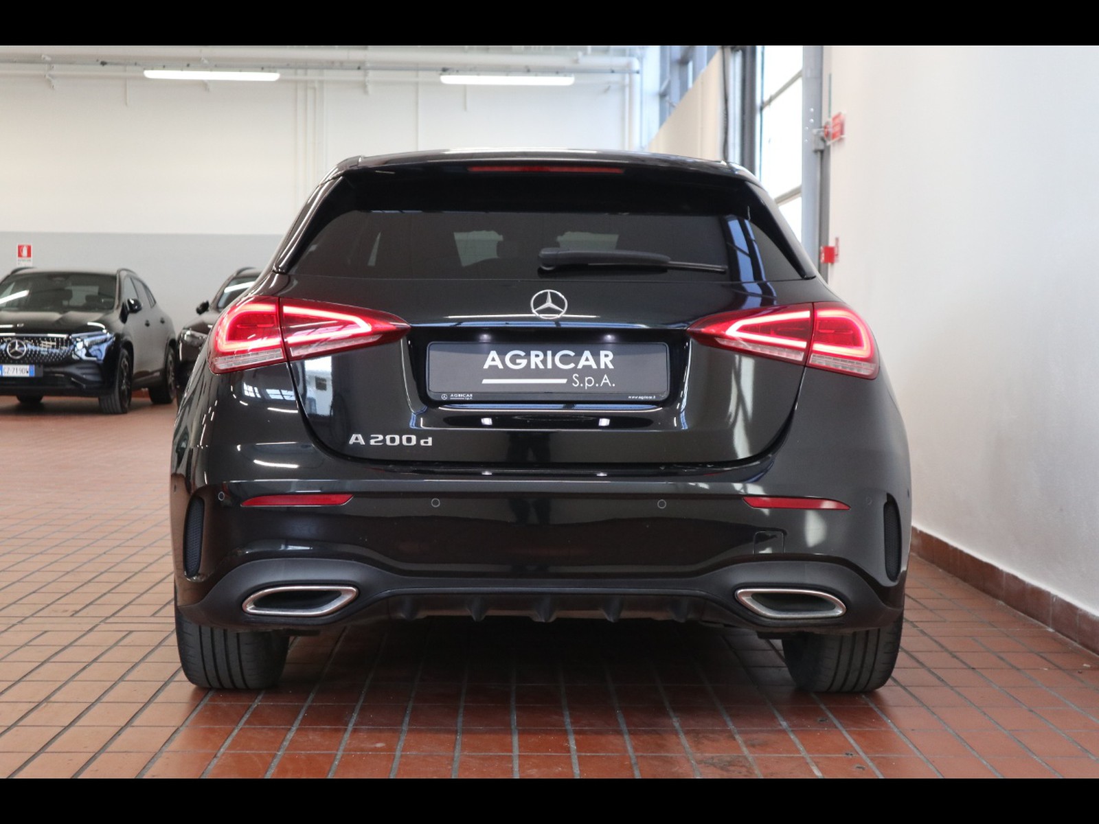 6 - Mercedes Classe A 200 d premium 8g-dct