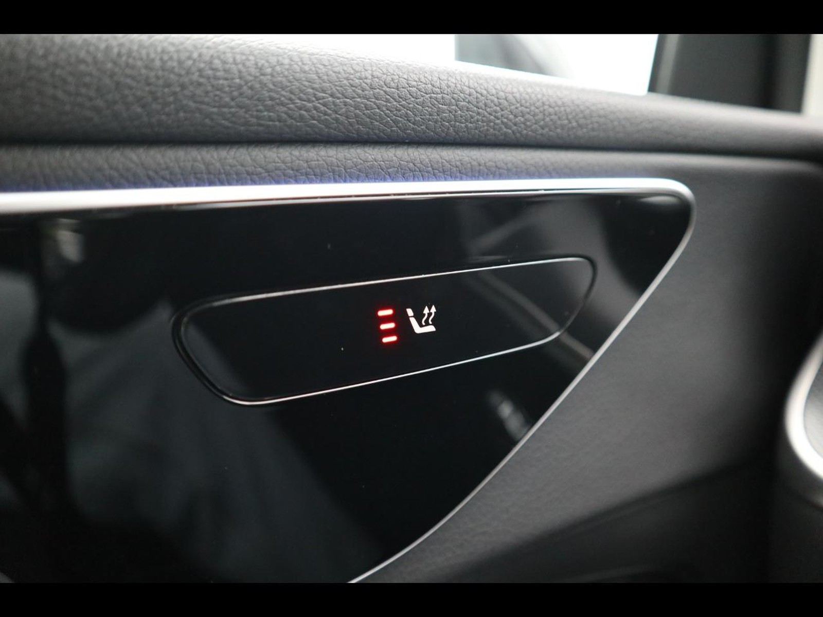 14 - Mercedes GLC suv 220 d advanced 4matic 9g-tronic