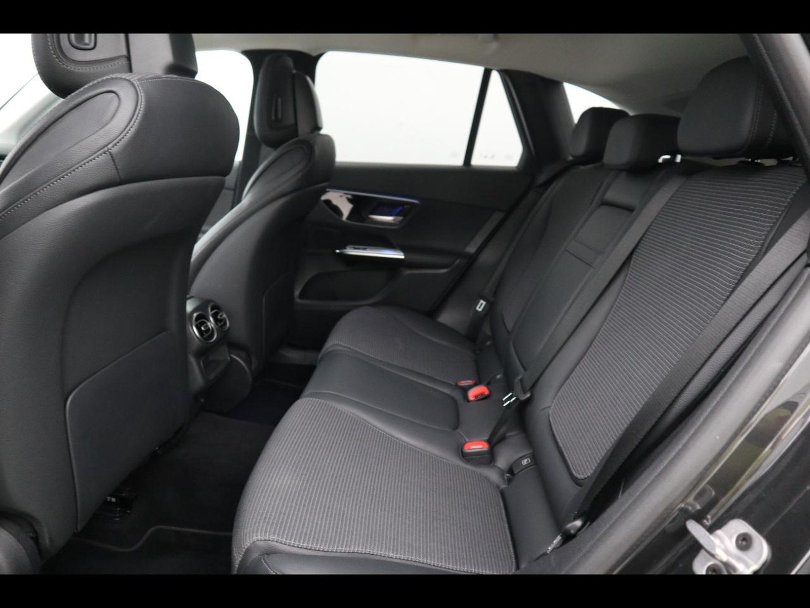 8 - Mercedes GLC suv 220 d advanced 4matic 9g-tronic