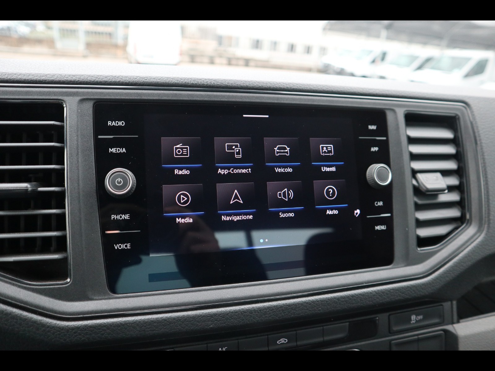 8 - Volkswagen VIC Crafter 35 2.0 bitdi 177cv l4 cab business