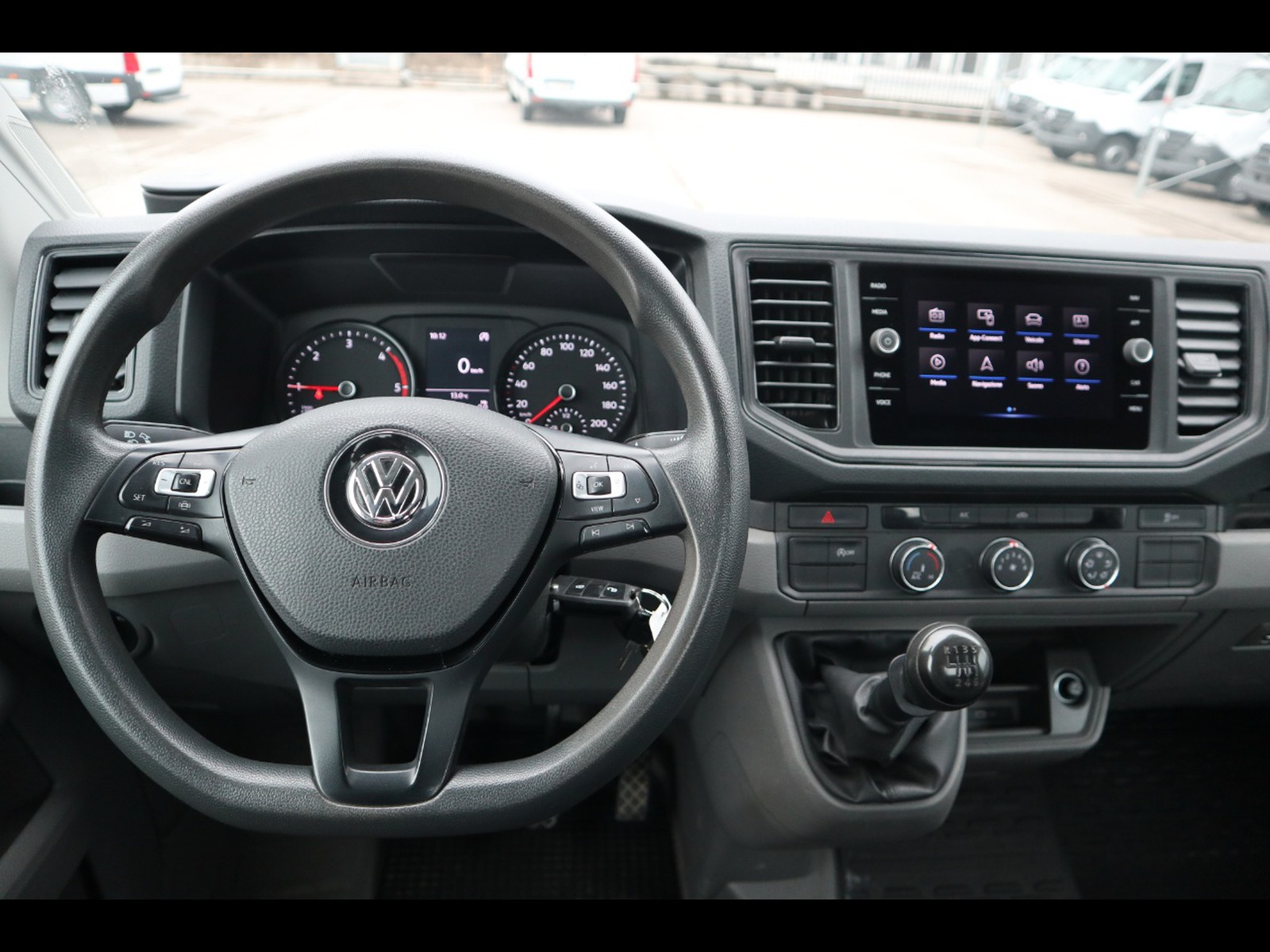 10 - Volkswagen VIC Crafter 35 2.0 bitdi 177cv l4 cab business