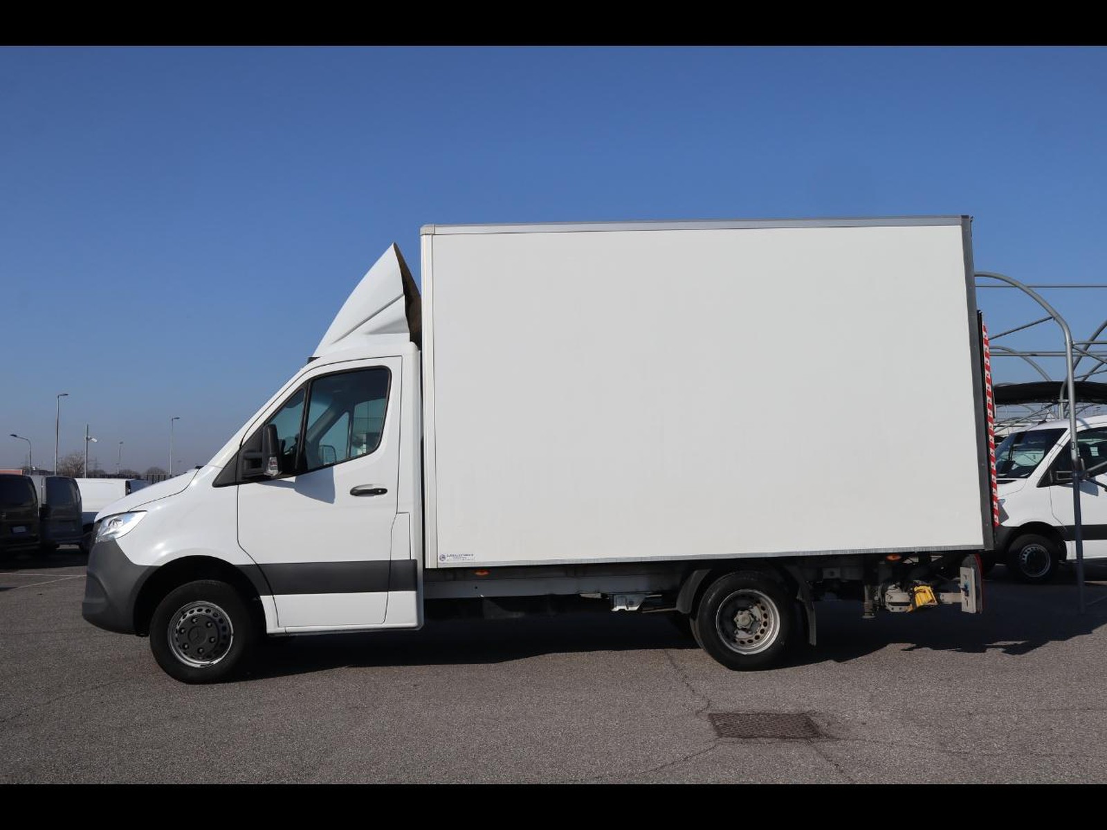 3 - Mercedes Vans Sprinter 416 2.1 cdi t 37/35 rwd r.gem. evi
