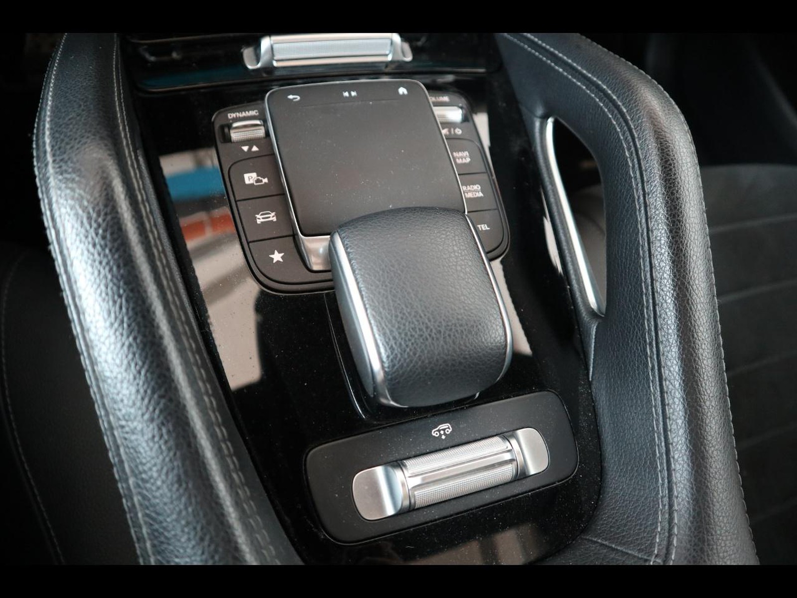 15 - Mercedes Classe GLE gle suv 300 d mild hybrid premium 4matic 9g-tronic plus