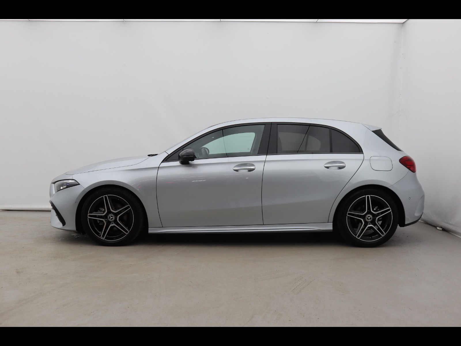 3 - Mercedes Classe A 180 d amg line advanced plus speedshift dct amg 8g
