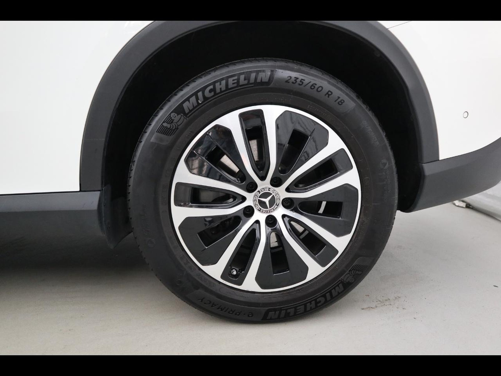 4 - Mercedes GLC suv 220 d advanced 4matic 9g-tronic