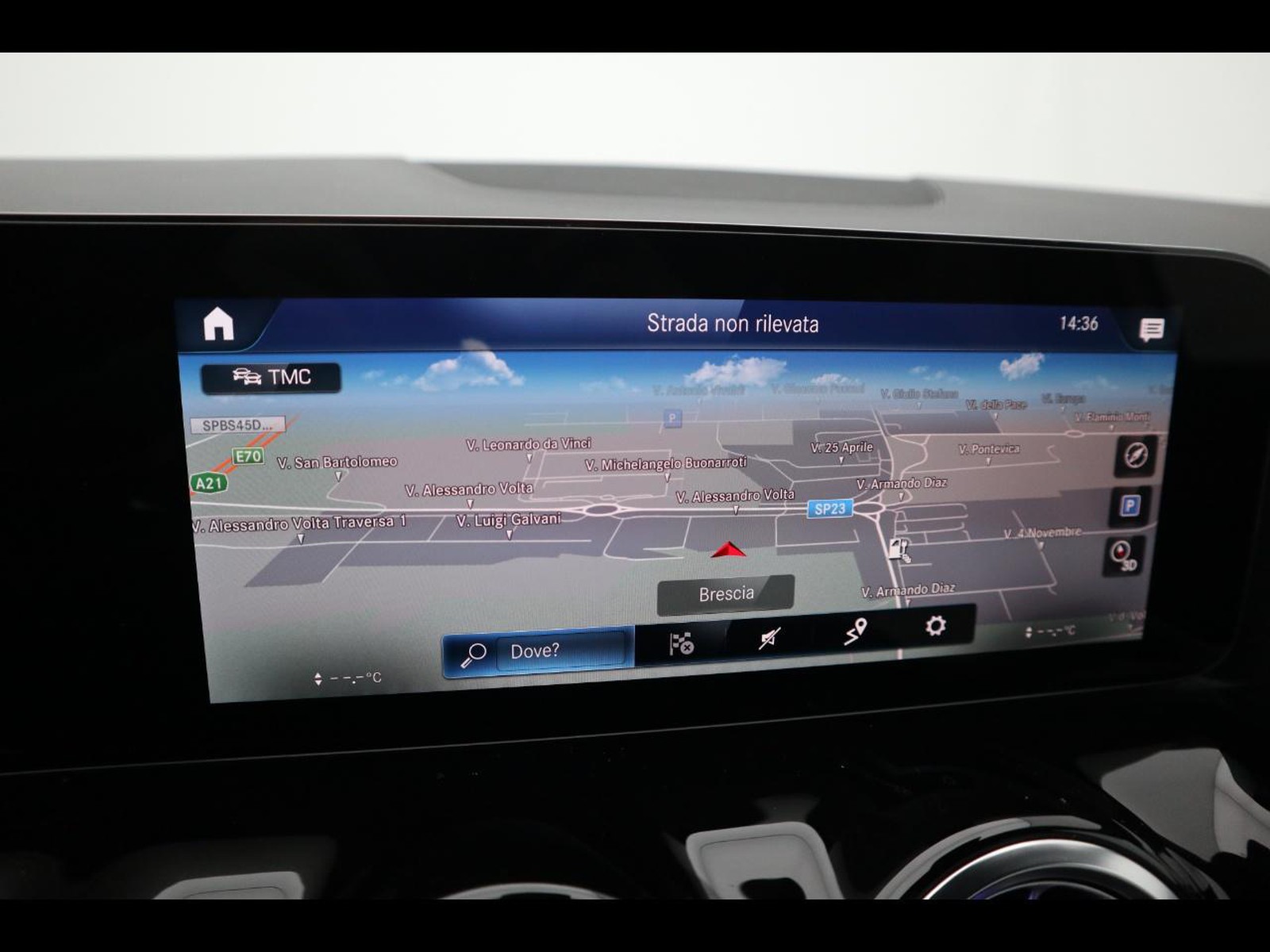 10 - Mercedes GLA 250 e plug in hybrid (e eq-power) premium 8g-dct