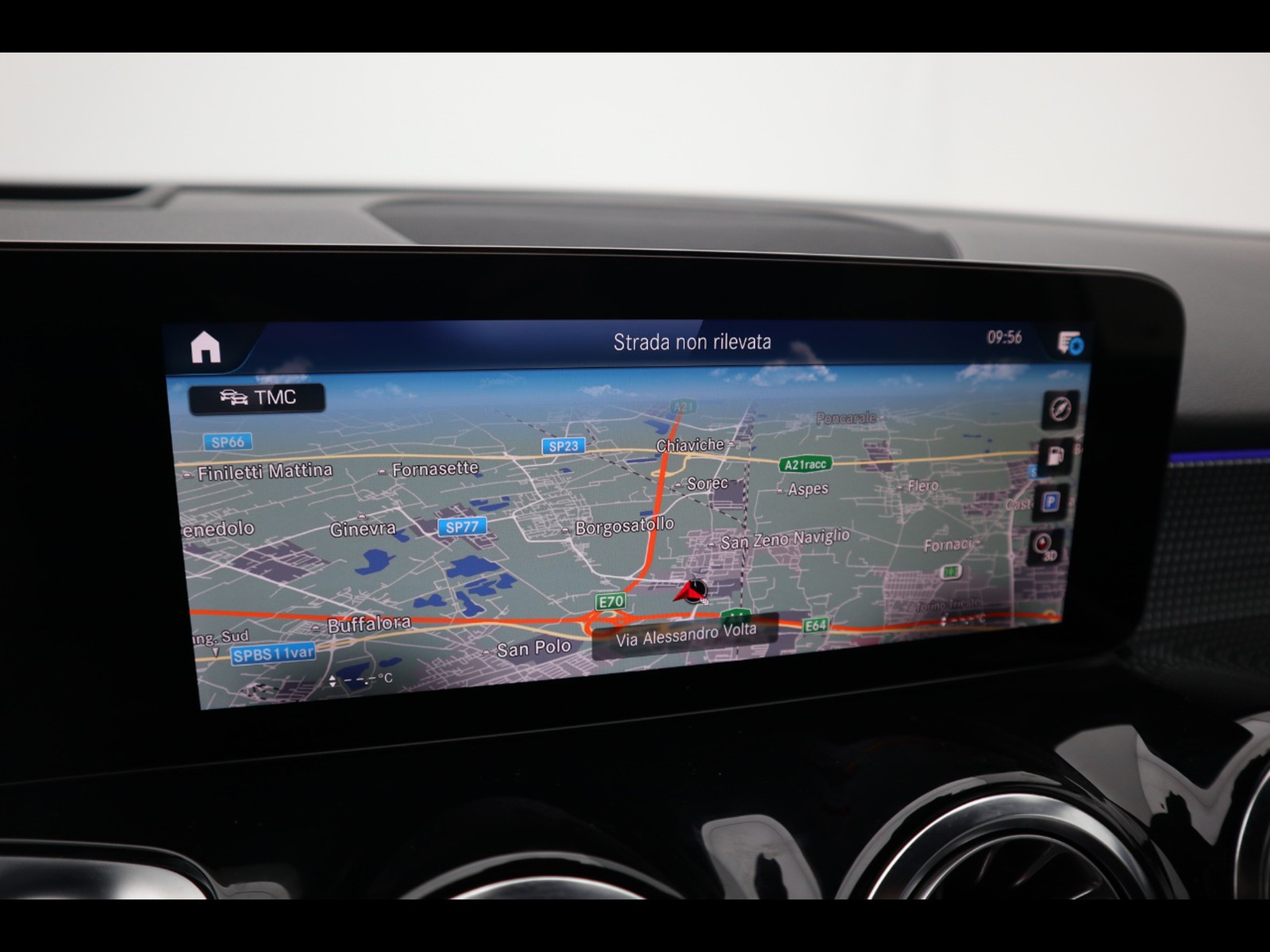 10 - Mercedes GLB 180 d sport plus easy tech 8g-dct