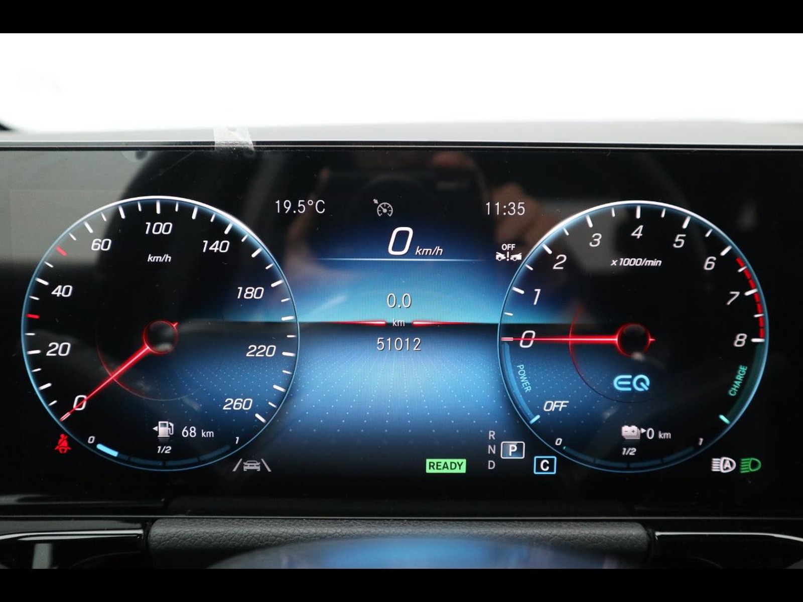 9 - Mercedes GLA 250 e plug in hybrid (e eq-power) premium 8g-dct