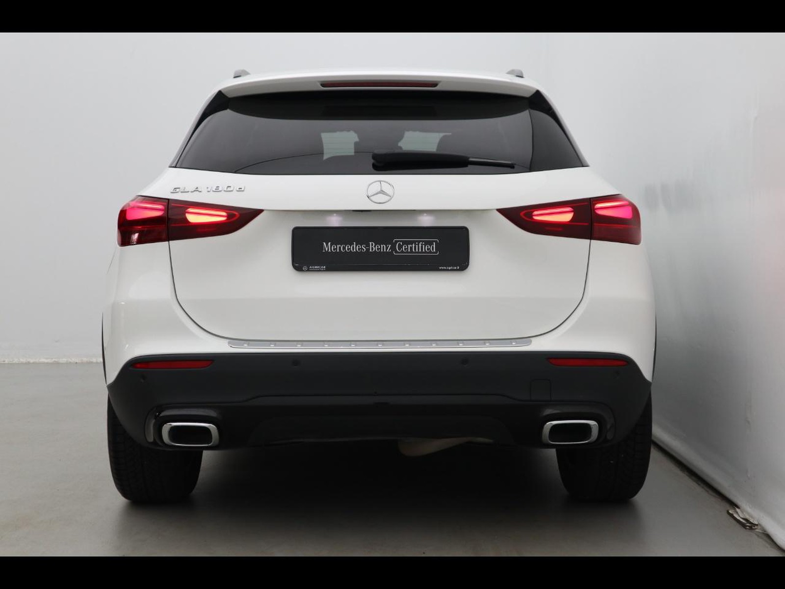 6 - Mercedes GLA 180 d progressive advanced 8g-dct