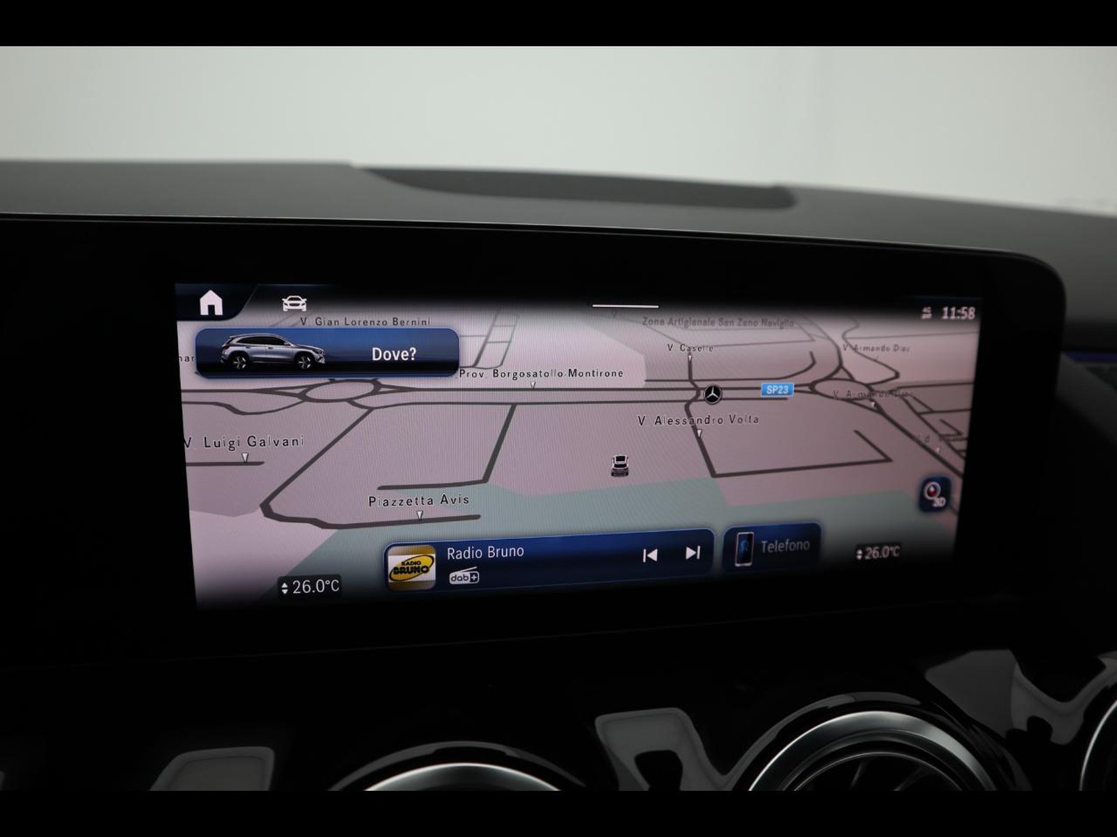 10 - Mercedes GLA 180 d progressive advanced 8g-dct