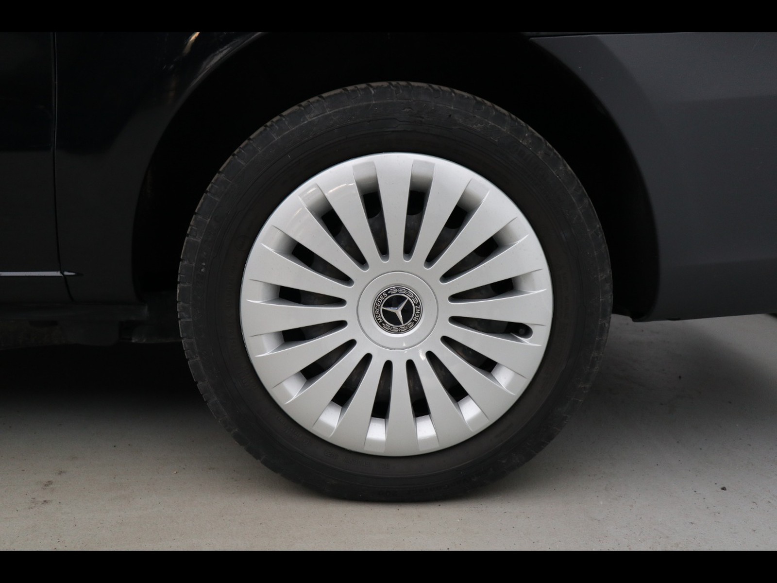 4 - Mercedes Vans Vito 116 cdi long tourer pro auto my20