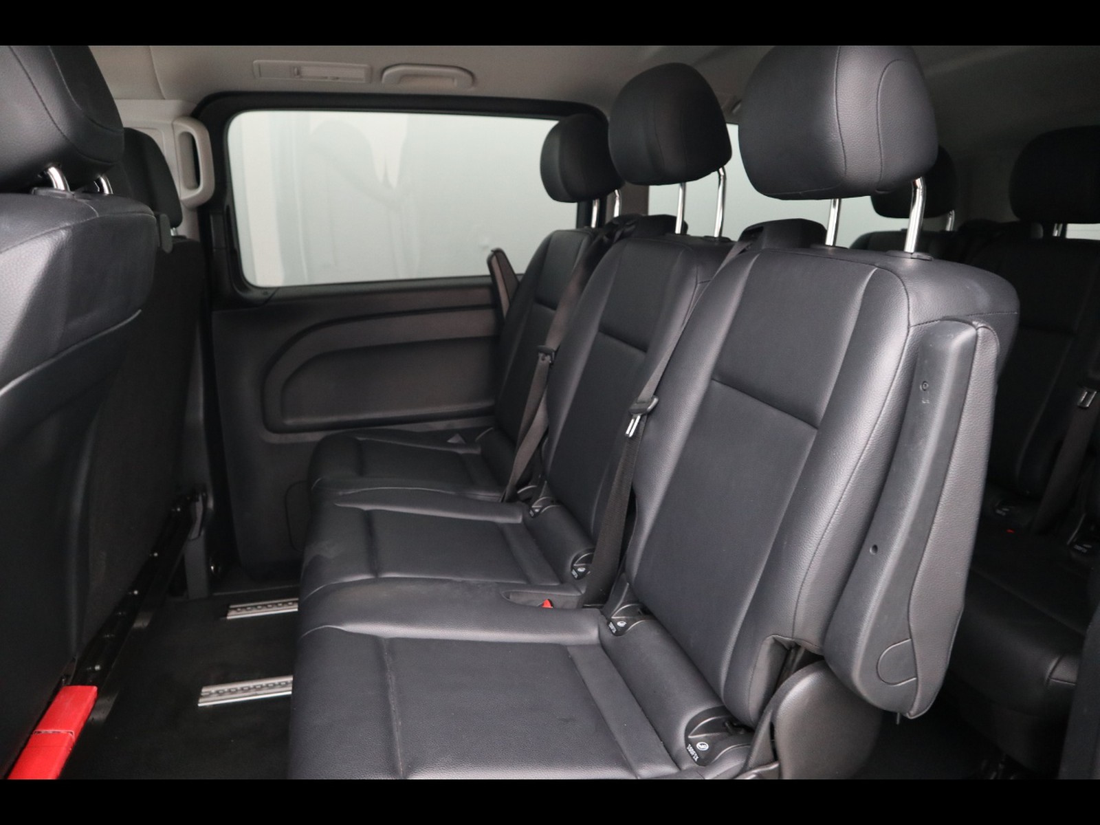 8 - Mercedes Vans Vito 116 cdi long tourer pro auto my20