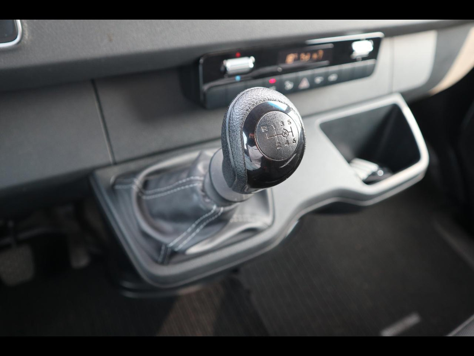 9 - Mercedes Vans Sprinter 315 2.0 cdi t 39/35 fwd