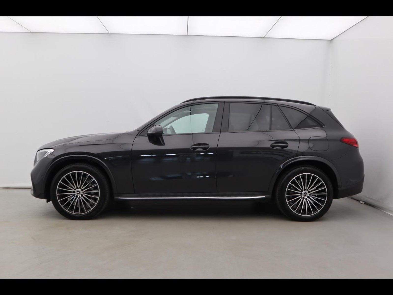 3 - Mercedes GLC suv 300 de plug in hybrid amg advanced 4matic 9g-tronic