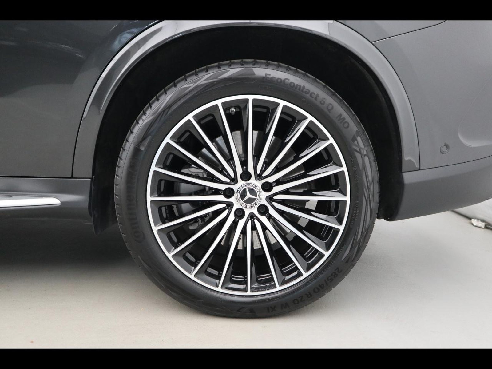 4 - Mercedes GLC suv 300 de plug in hybrid amg advanced 4matic 9g-tronic