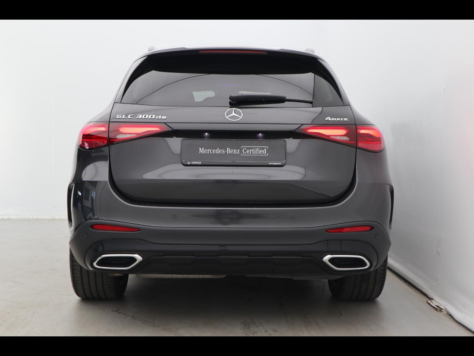6 - Mercedes GLC suv 300 de plug in hybrid amg advanced 4matic 9g-tronic