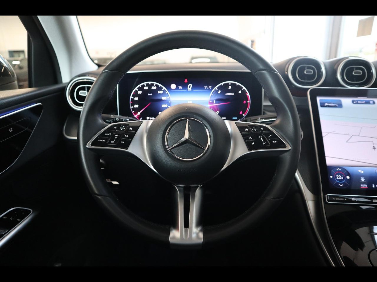 16 - Mercedes GLC suv 220 d advanced 4matic 9g-tronic