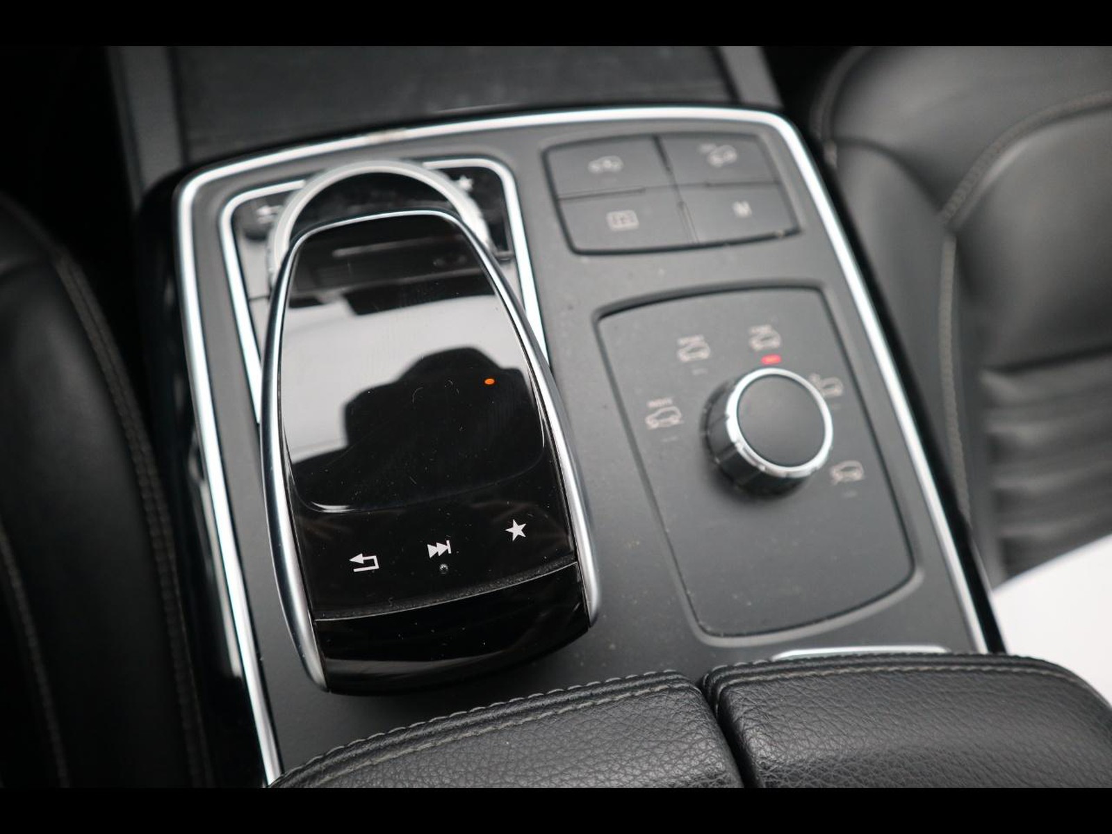 16 - Mercedes Classe GLS gls 350 v6 premium plus 4matic 9g-tronic