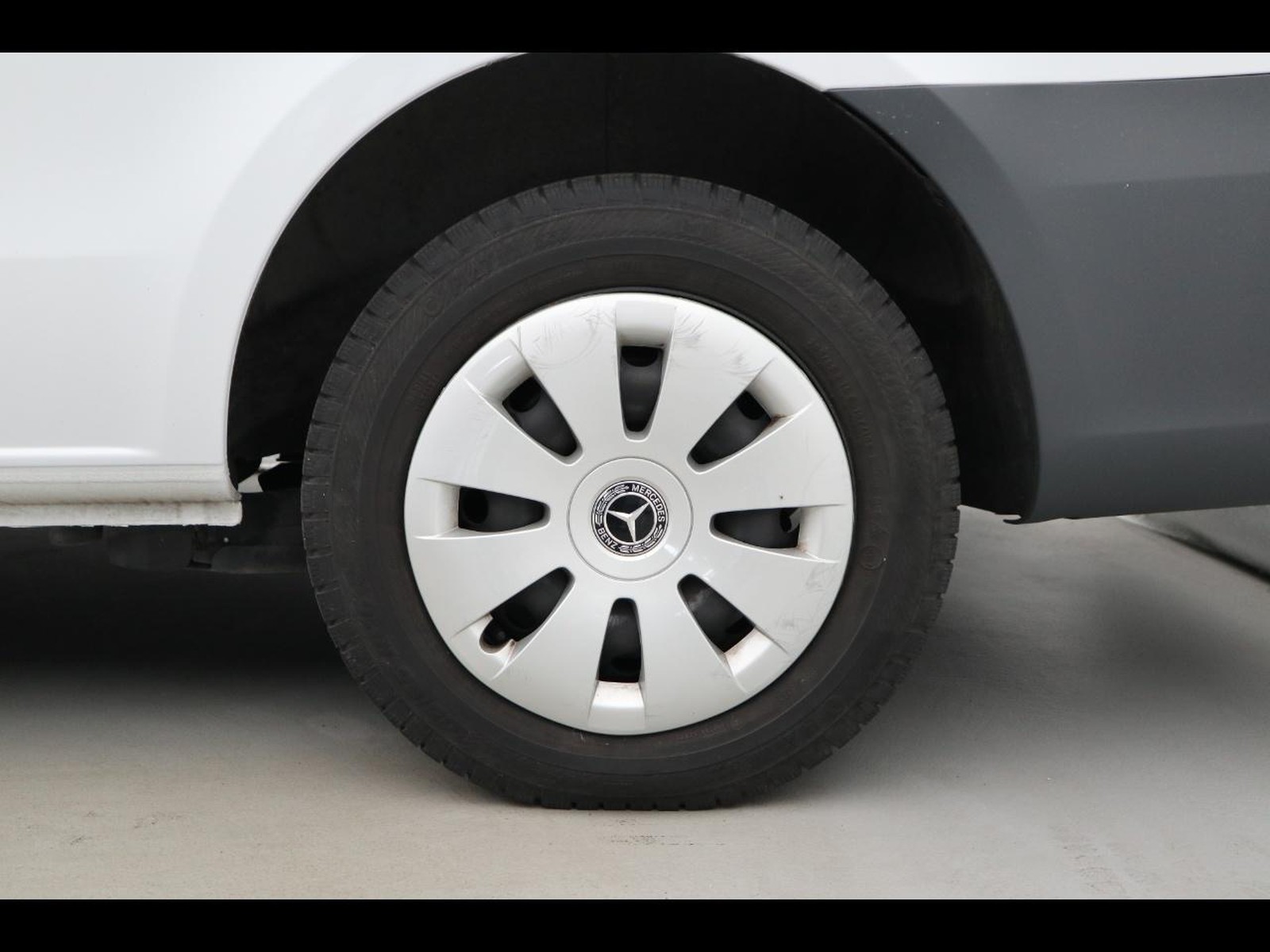 4 - Mercedes Vans Vito 114 cdi long mixto auto my20