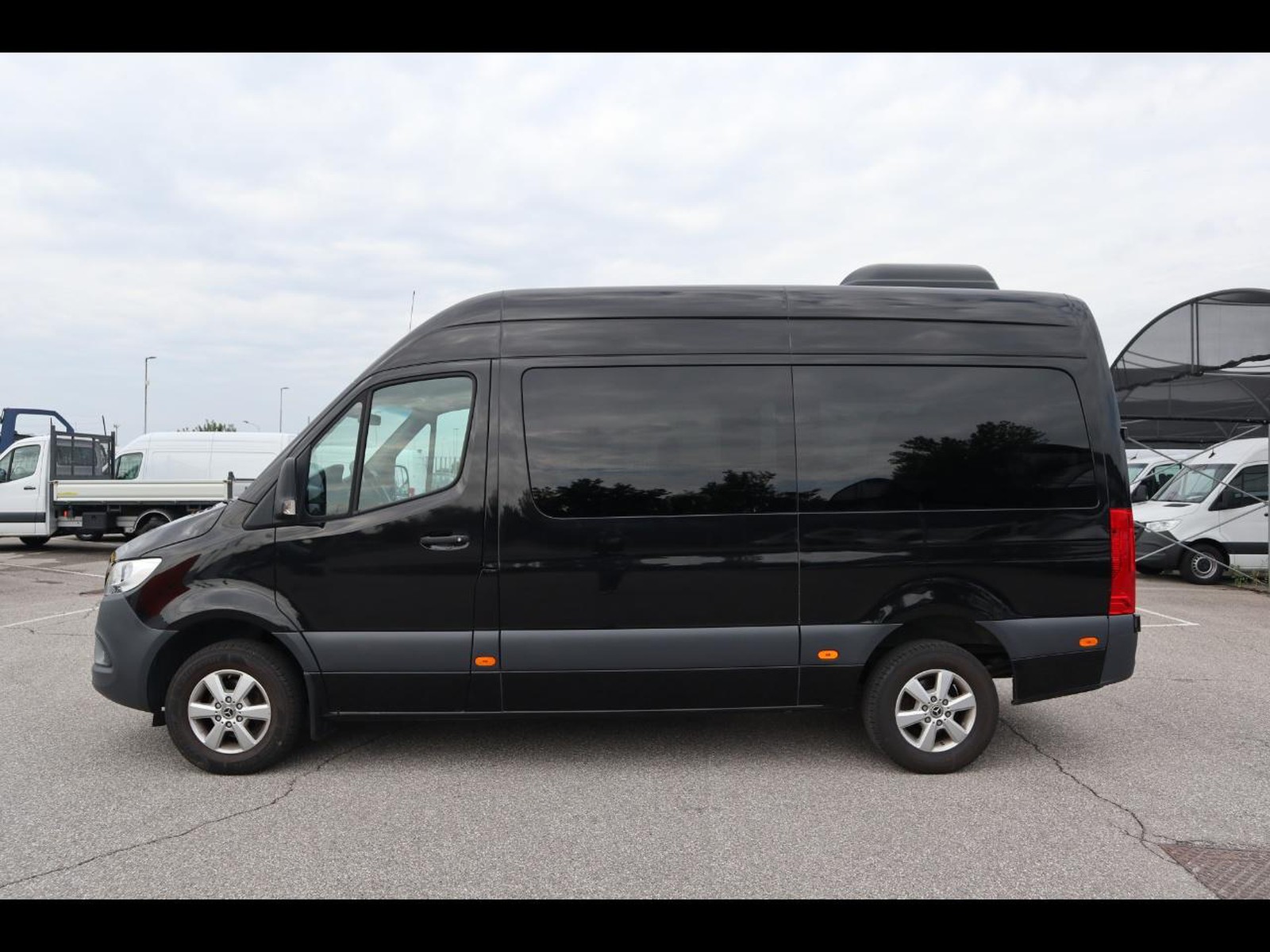 3 - Mercedes Vans Sprinter 316 2.1 cdi k 37/35 rwd tourer business evid