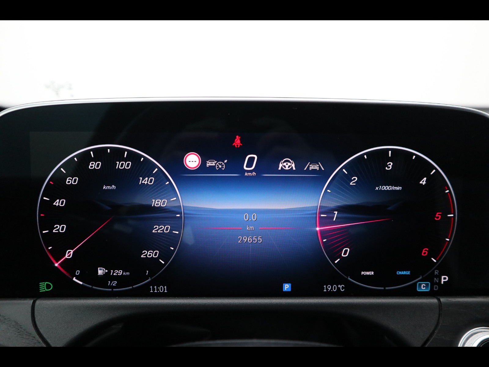 9 - Mercedes Classe E station wagon 220 d amg line advanced 9g-tronic