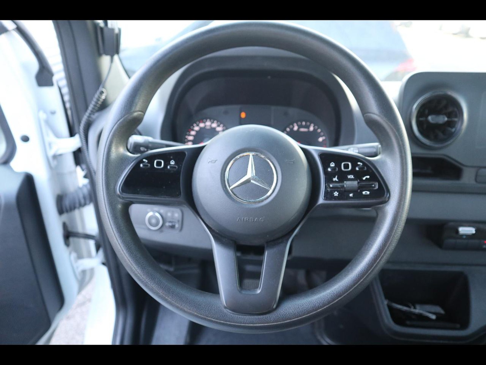 10 - Mercedes Vans Sprinter 419 3.0 cdi t 37/35 rwd r.gem. 7g-tronic my20