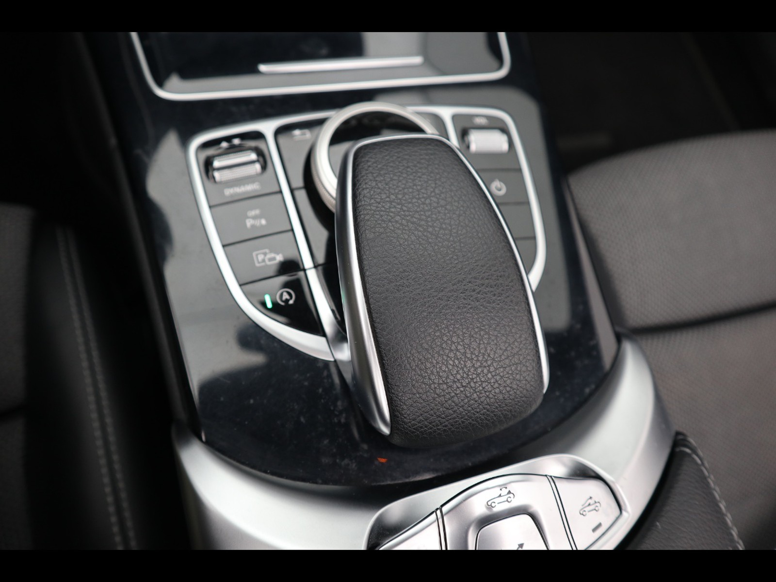 15 - Mercedes Classe C cabrio 220 d sport 9g-tronic plus