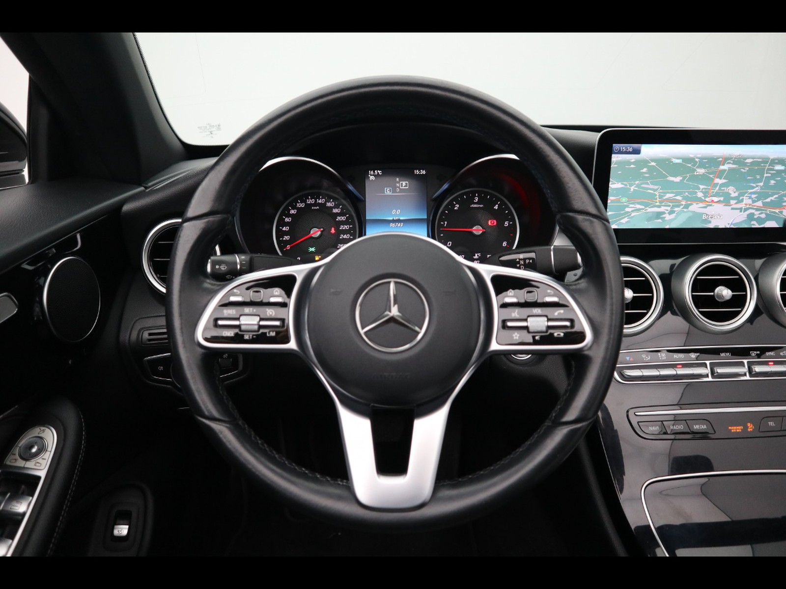 17 - Mercedes Classe C cabrio 220 d sport 9g-tronic plus