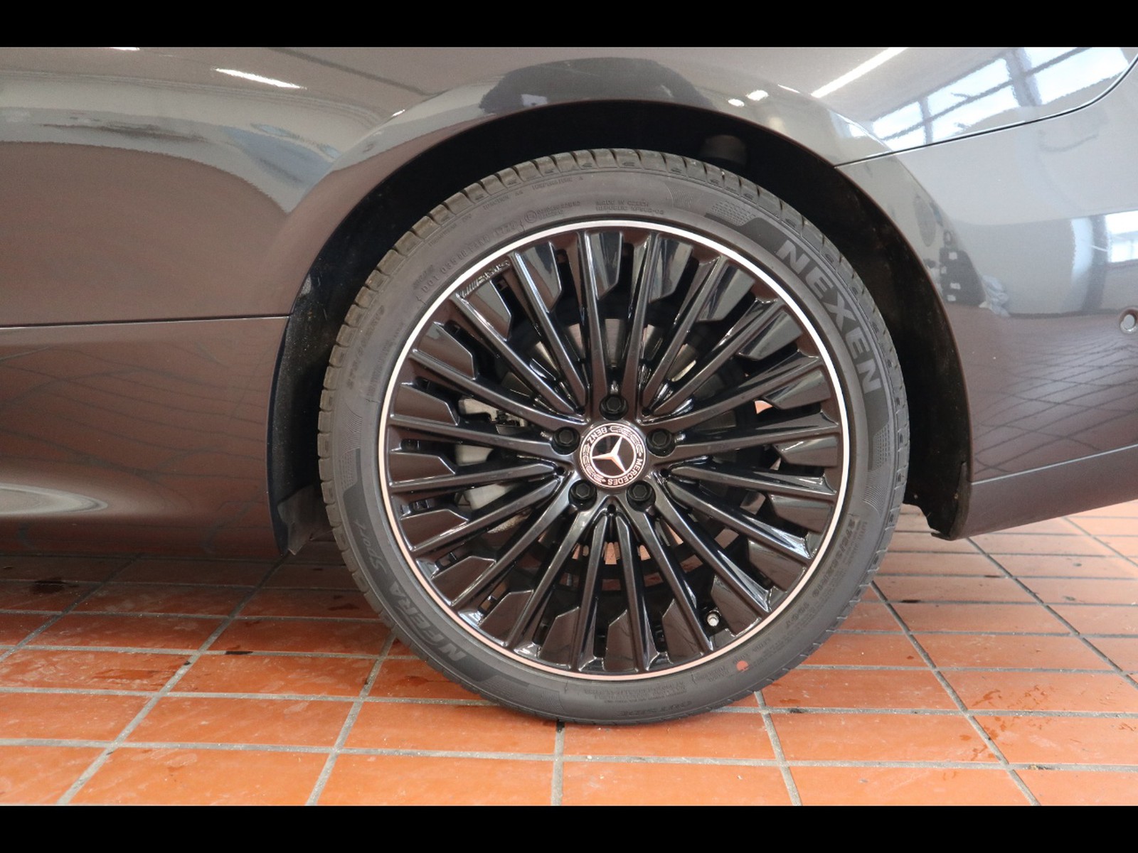 4 - Mercedes CLE coupe 220 d amg line advanced plus 9g-tronic plus