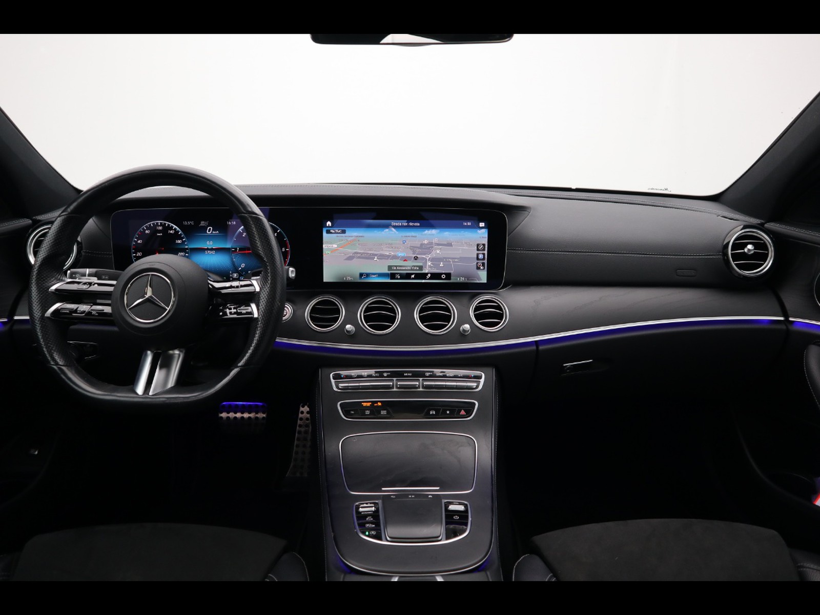 14 - Mercedes Classe E berlina 300 d mild hybrid (d eq-boost) premium plus 4matic 9g-tronic plus