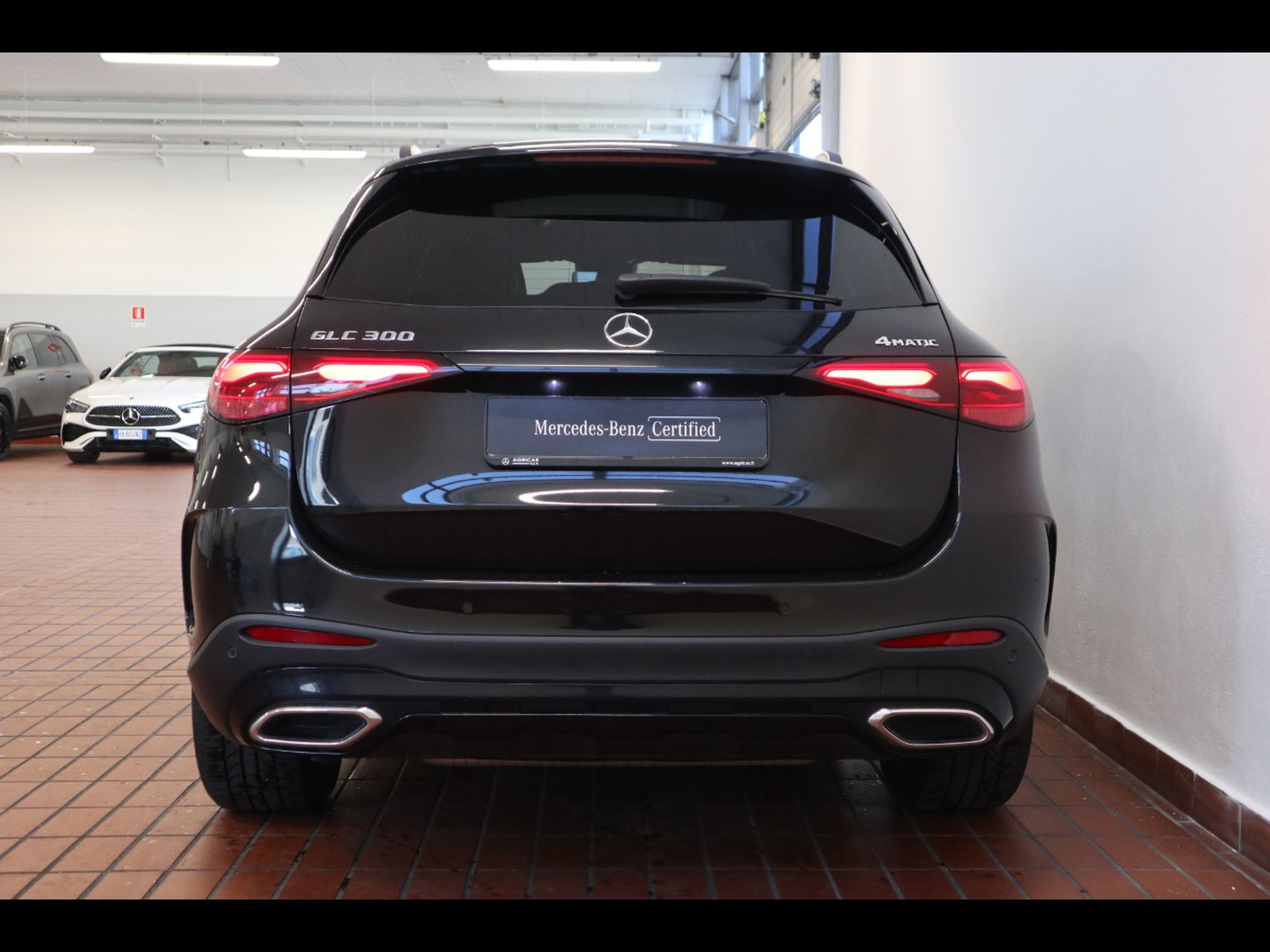 6 - Mercedes GLC suv 300 amg advanced plus 4matic 9g-tronic