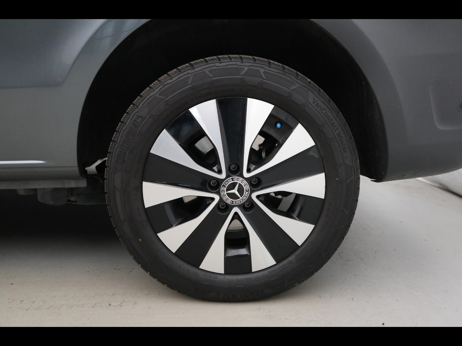 4 - Mercedes Vans Vito 119 cdi long auto my20