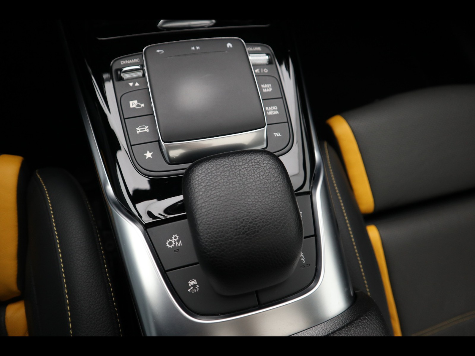 17 - AMG CLA amg coupe 45 s 4matic+ 8g-dct