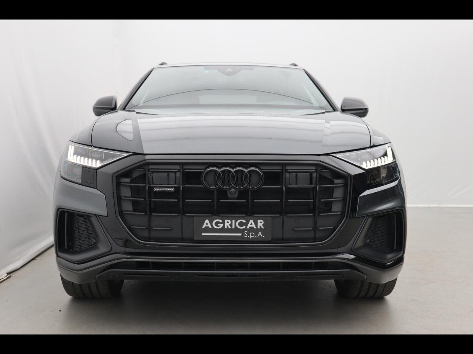 2 - Audi Q8 50 3.0 v6 tdi mhev sport quattro tiptronic