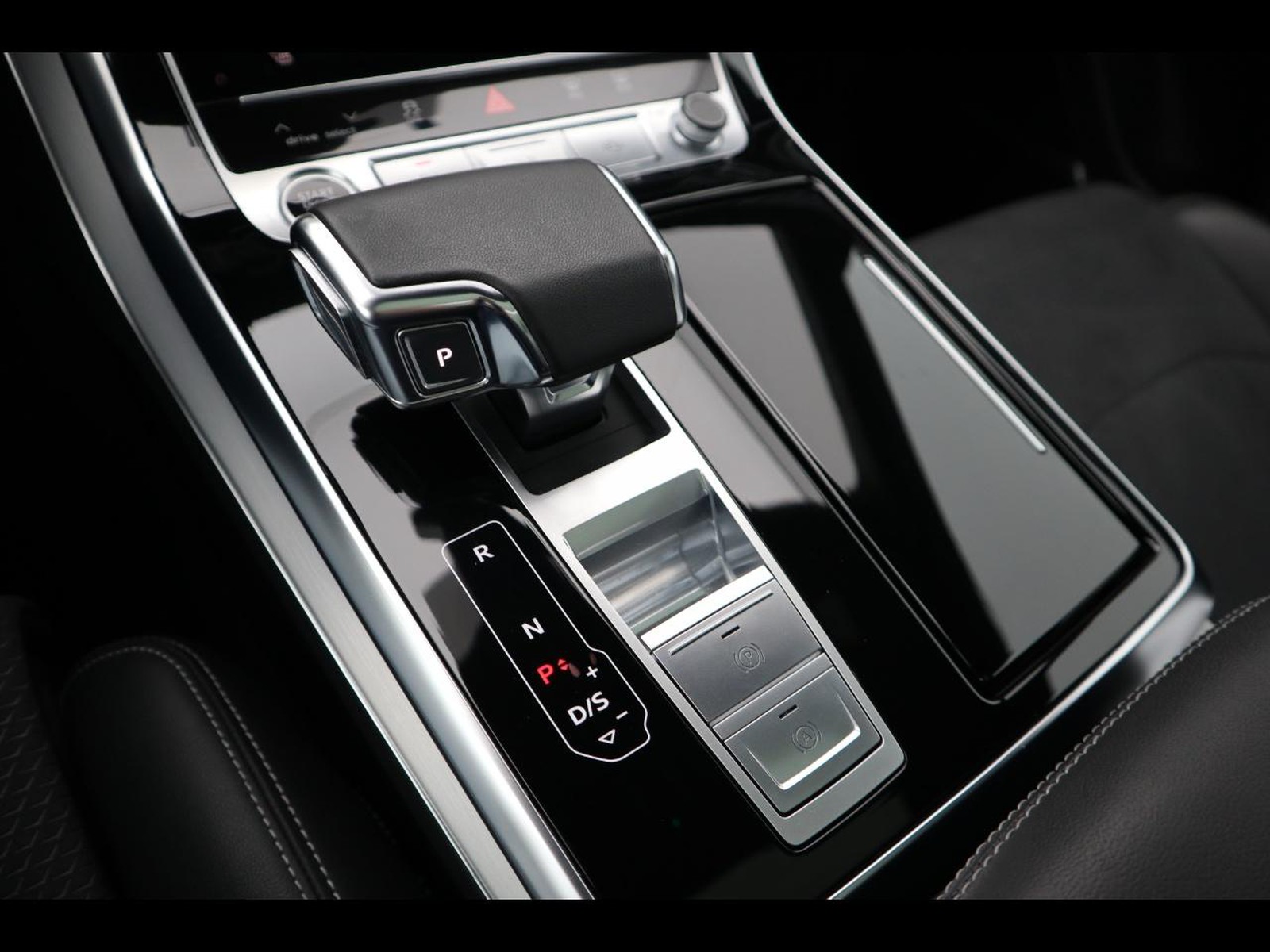 16 - Audi Q8 50 3.0 v6 tdi mhev sport quattro tiptronic