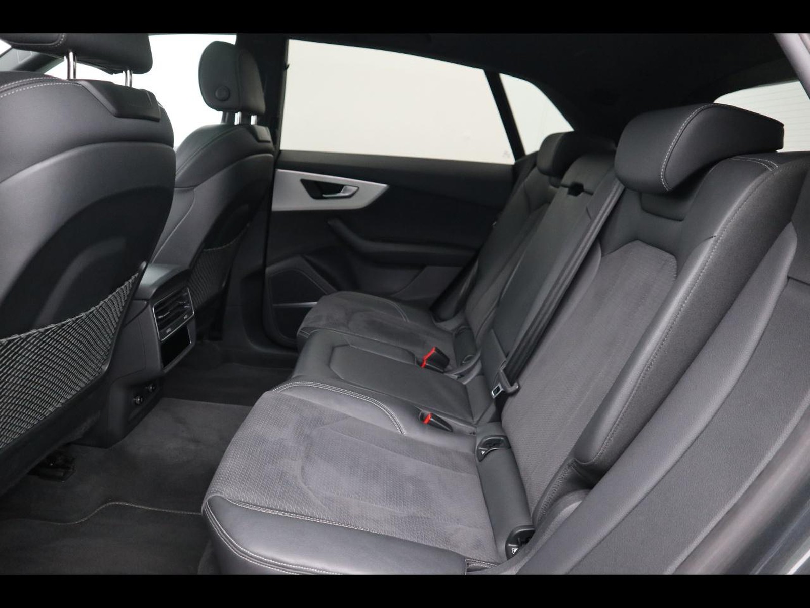 8 - Audi Q8 50 3.0 v6 tdi mhev sport quattro tiptronic