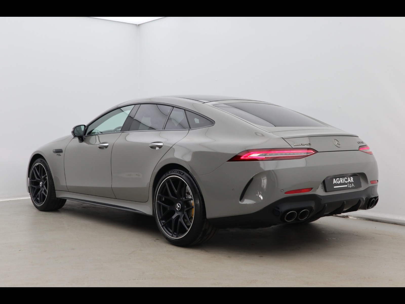 5 - AMG GT coupe 53 mild hybrid (eq-boost) premium plus 4matic+ speedshift dct
