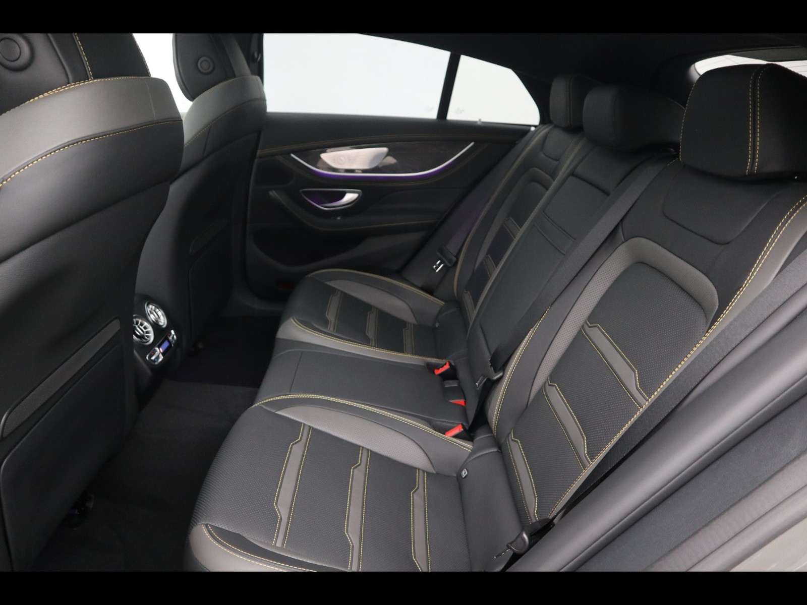 8 - AMG GT coupe 53 mild hybrid (eq-boost) premium plus 4matic+ speedshift dct