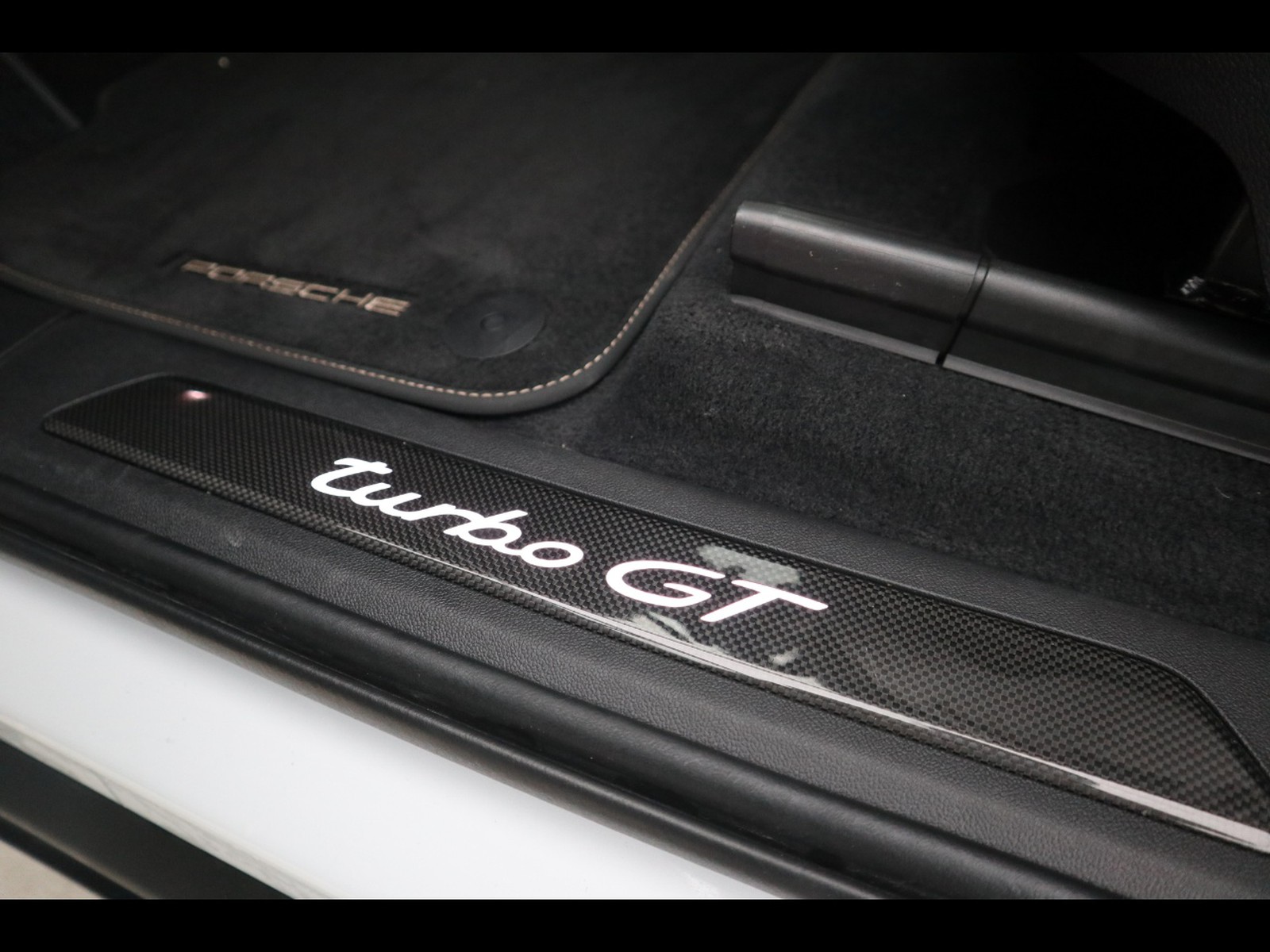 20 - Porsche Carrera coupe 4.0 v8 turbo turbo gt tiptronic