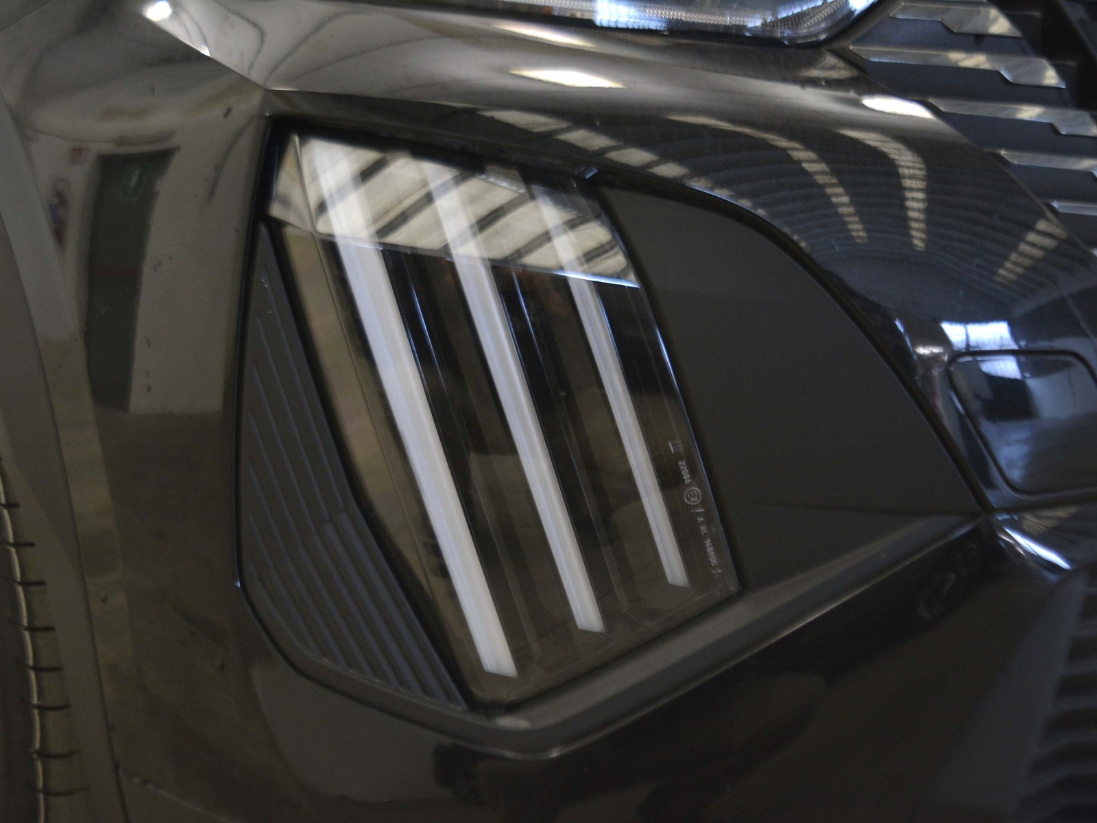 23 - Peugeot 2008 1.2 puretech 100cv allure s&s