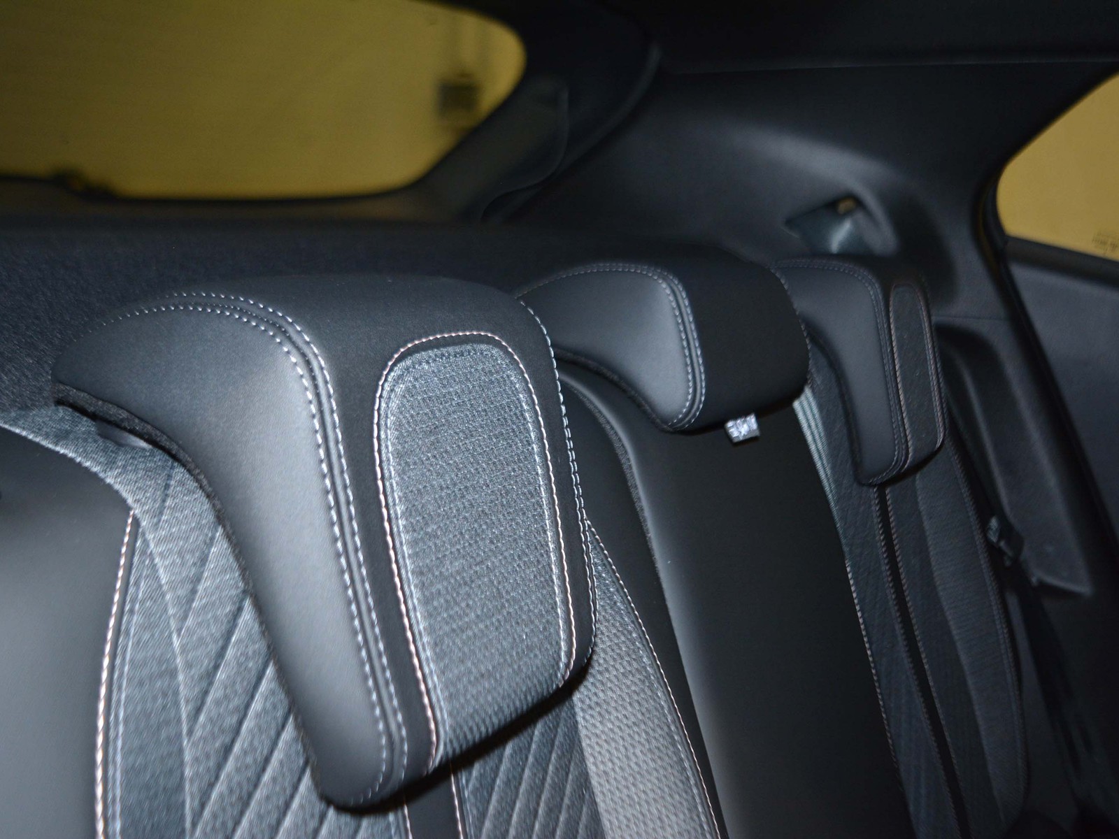 6 - Peugeot 2008 1.2 puretech 100cv allure s&s