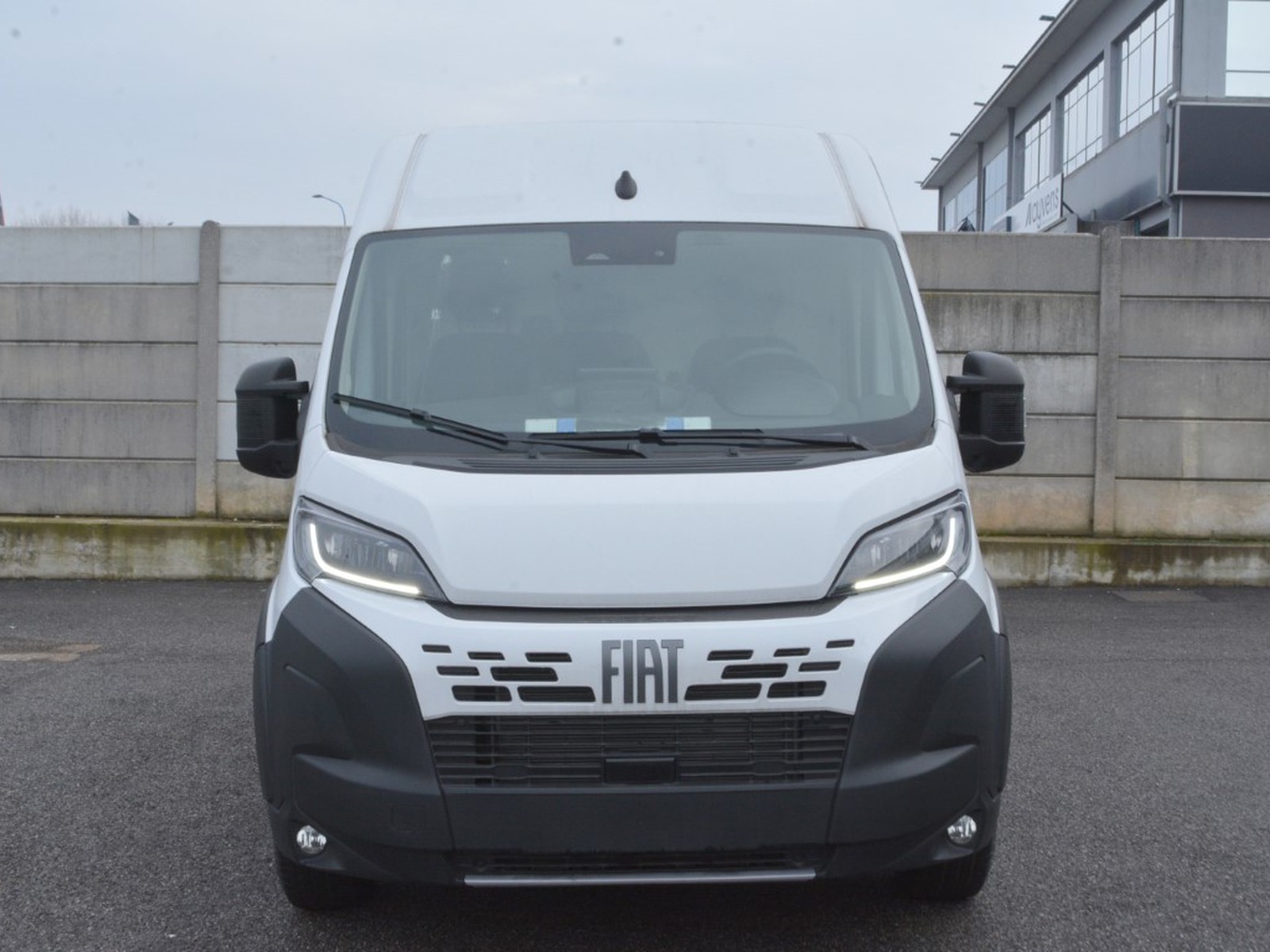 2 - Fiat Professional Ducato e maxi heavy 35 l3h2 205kw charger 22kw