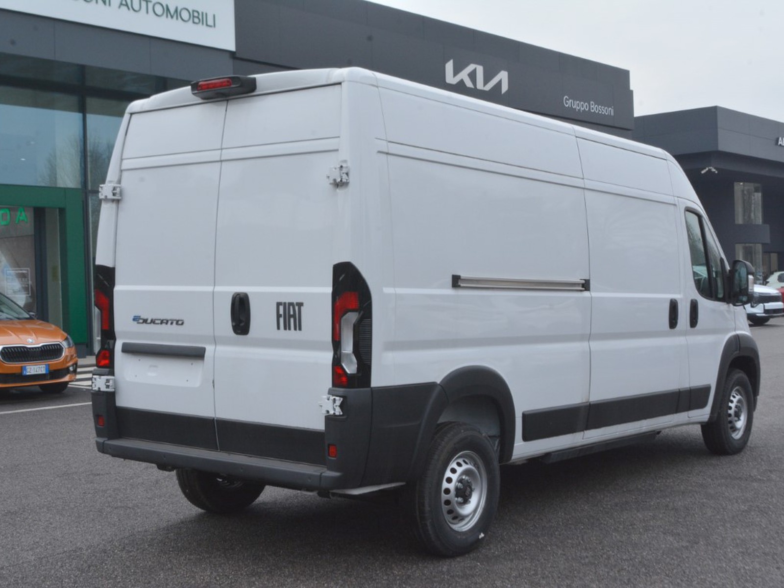 3 - Fiat Professional Ducato e maxi heavy 35 l3h2 205kw charger 22kw
